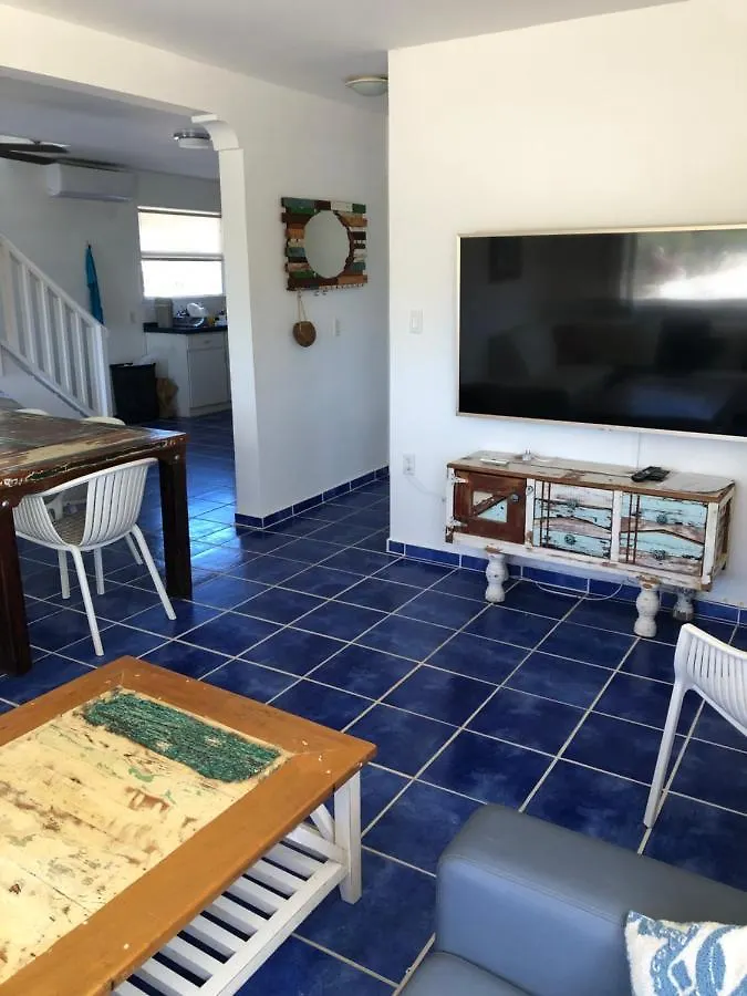 Holiday home Marazul Dive Resort. 3 Bedroom Seafront House. Dive, Snorkel, Enjoy Amazing Sunsets Westpunt Curacao