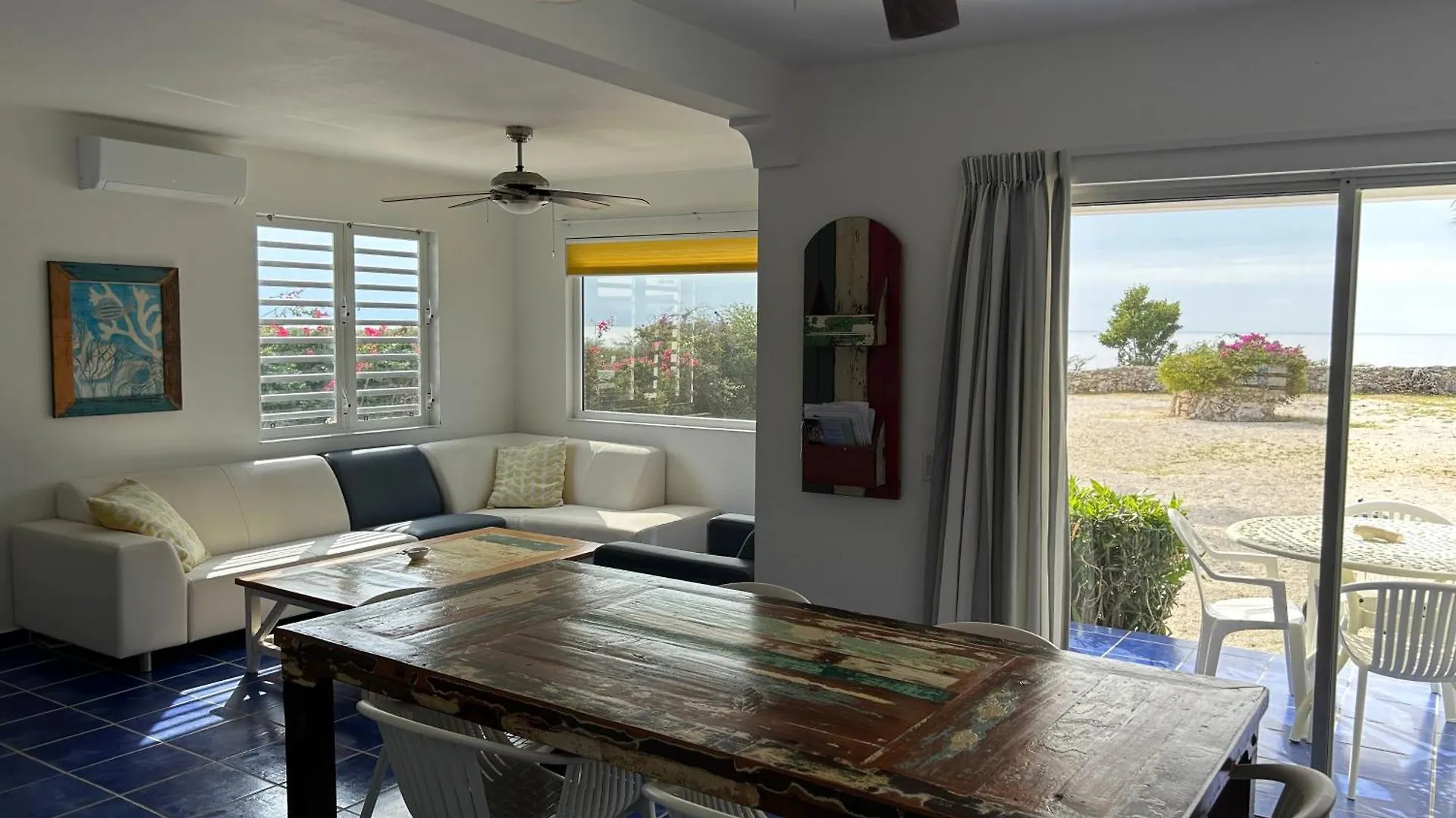 Marazul Dive Resort. 3 Bedroom Seafront House. Dive, Snorkel, Enjoy Amazing Sunsets Westpunt