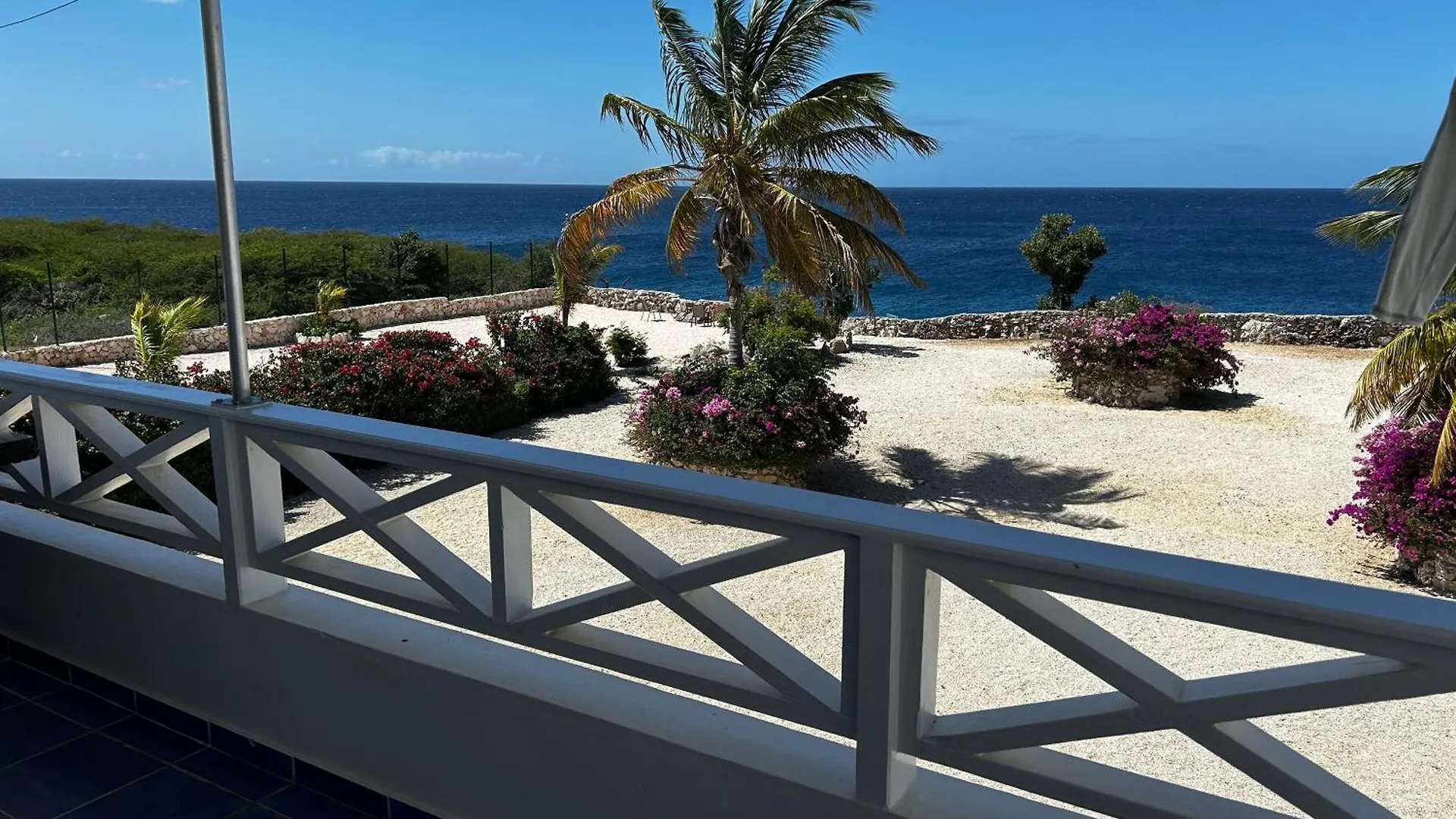 Marazul Dive Resort. 3 Bedroom Seafront House. Dive, Snorkel, Enjoy Amazing Sunsets Westpunt 0*,  Curacao